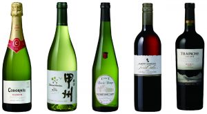 飲み比べのできる５種類のワイン