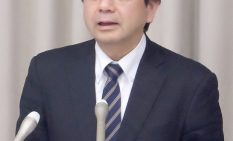 記者会見を開いた野元氏