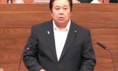 6月議会で一般質問に立つ山口県議（相模原市緑区）