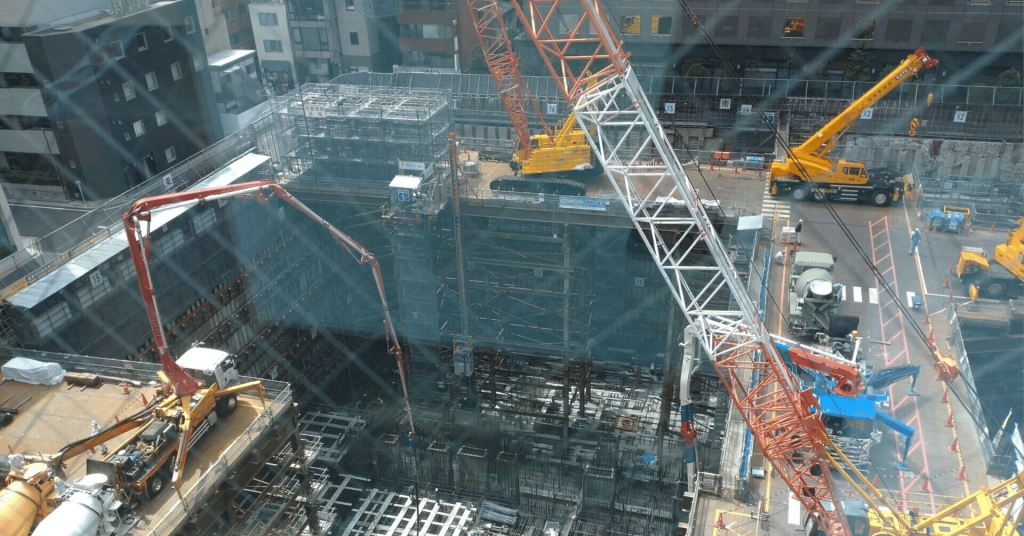 県、労務単価を平均４％前後引き上げ　３月１日改定、特例措置とインフレスライド適用