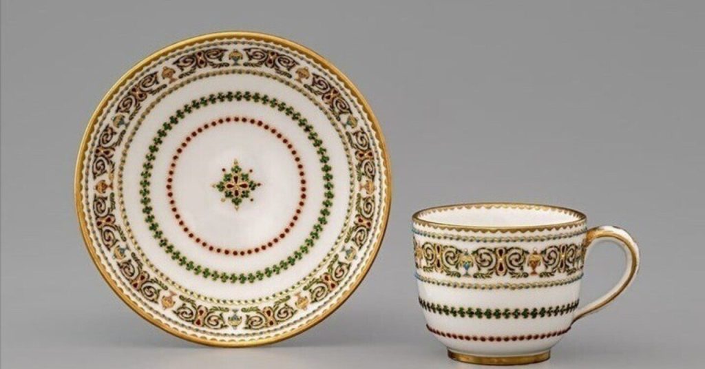 「Re: Decorative Arts」展 女子美と市立博物館が連携成果発表若い感性で名品を再解釈 3月17日から町田で