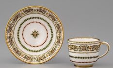 「Re: Decorative Arts」展　女子美と市立博物館が連携成果発表若い感性で名品を再解釈　３月17日から町田で